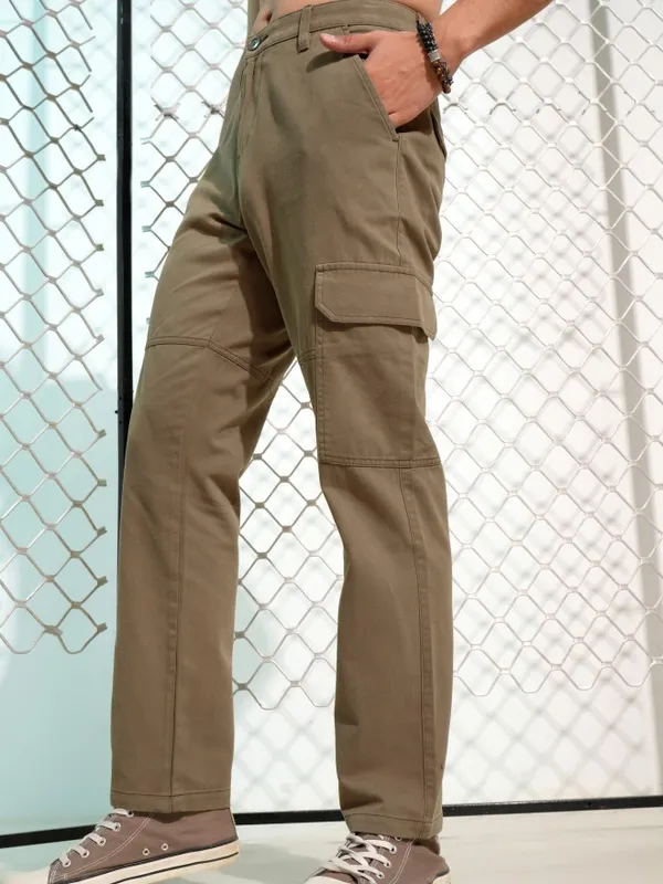 Men Loose Fit Cargos