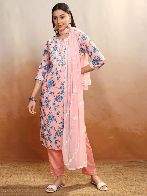 Women Kurta With Trousers & Dupatta