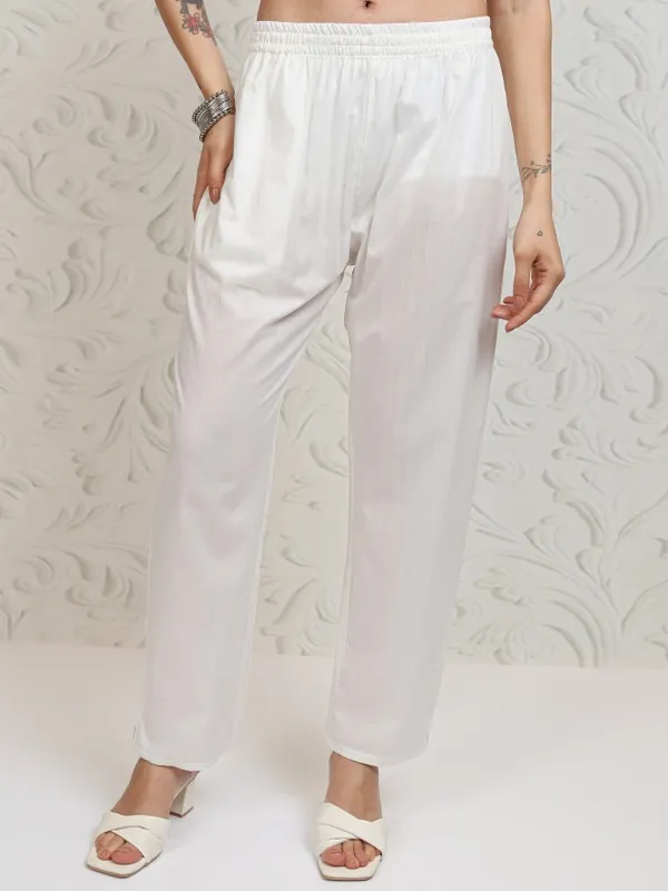 Women Kurta With Trousers & Dupatta