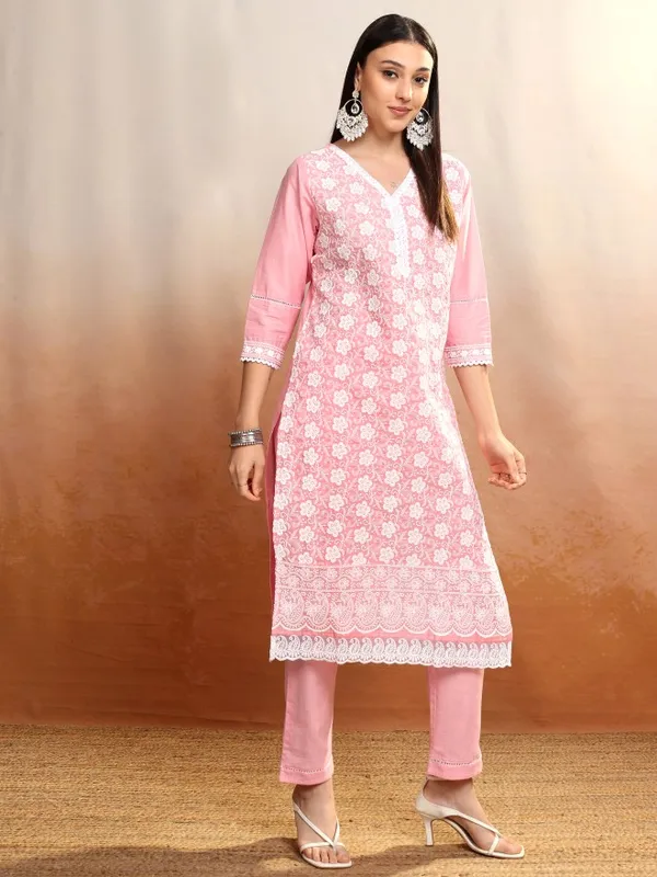 Women Kurta With Trousers & Dupatta