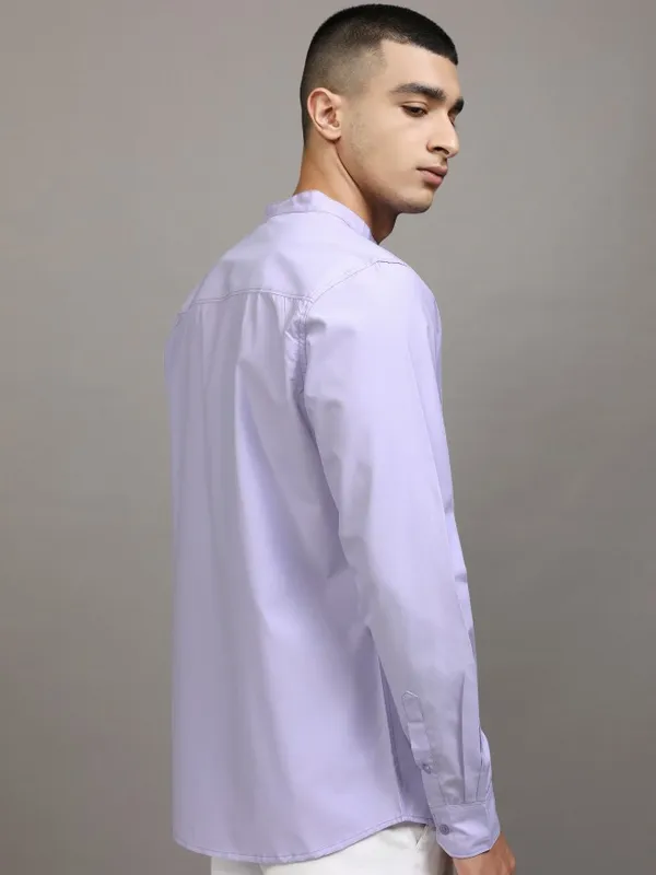 Highlander Men Purple Solid Slim Fit Casual Shirt