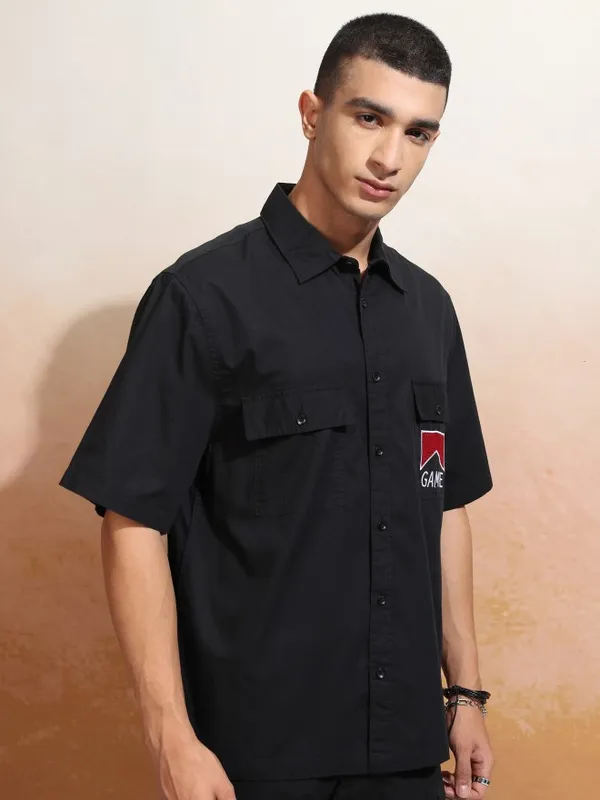 Highlander Men Black Solid Regular Fit Casual Shirt