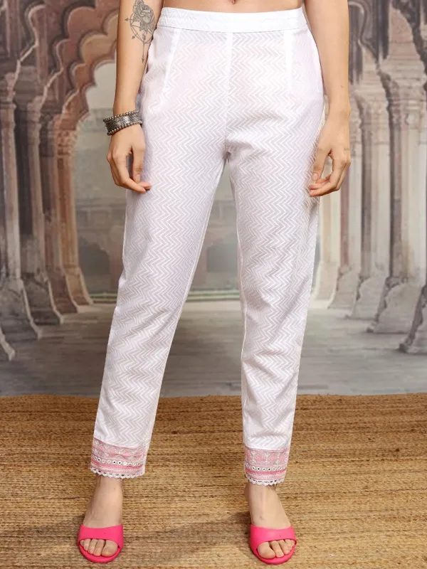 Women Kurta With Trousers & Dupatta