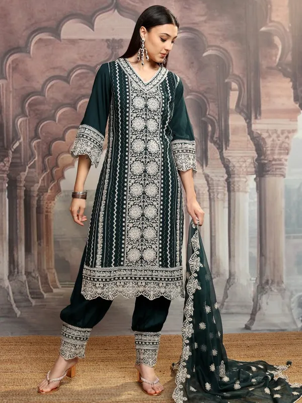 Women Kurta With Trousers