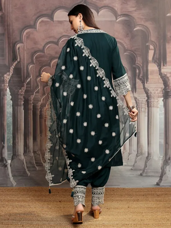 Women Kurta With Trousers