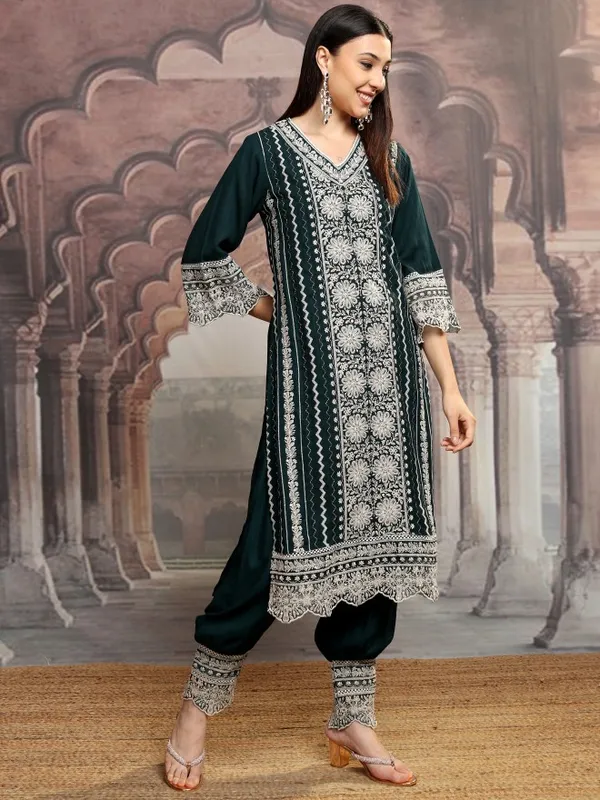 Women Kurta With Trousers