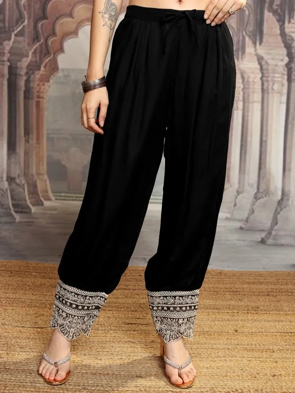 Vishudh Women Black Embroidered Kurta With Trousers