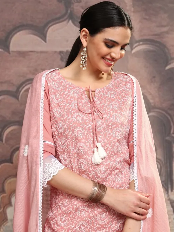 Women Kurta With Trousers & Dupatta