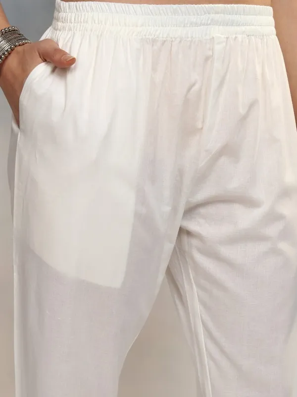 Women Kurta With Trouser And Dupatta