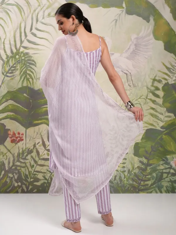 Women Kurta With Trousers & Dupatta