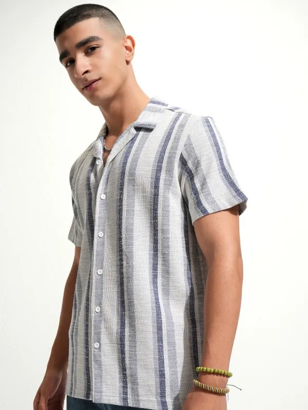 Highlander Men Blue Striped Relaxed Fit Casual Shirt