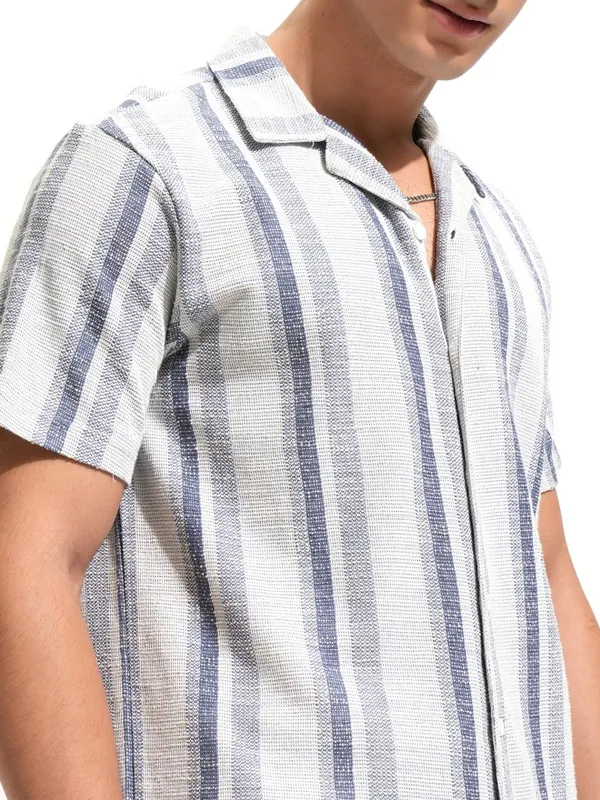 Highlander Men Blue Striped Relaxed Fit Casual Shirt