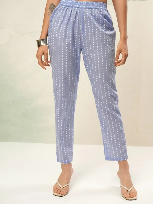 Women Kurta With Trousers & Dupatta