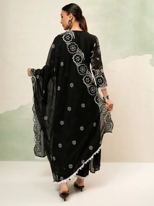 Vishudh Women Black Embroidered Kurta With Trousers And Dupatta