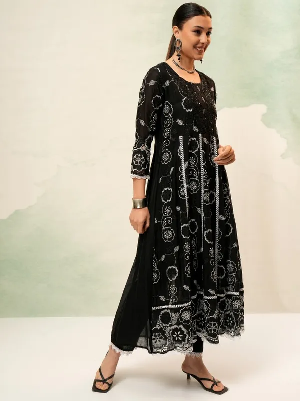 Vishudh Women Black Embroidered Kurta With Trousers And Dupatta