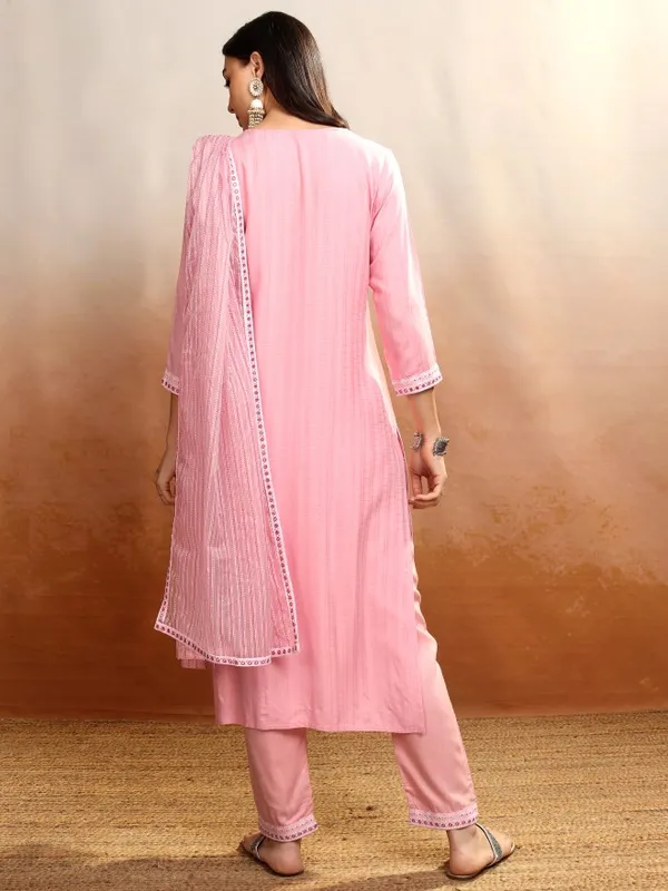 Vishudh Women Pink Kurta With Trousers And Dupatta