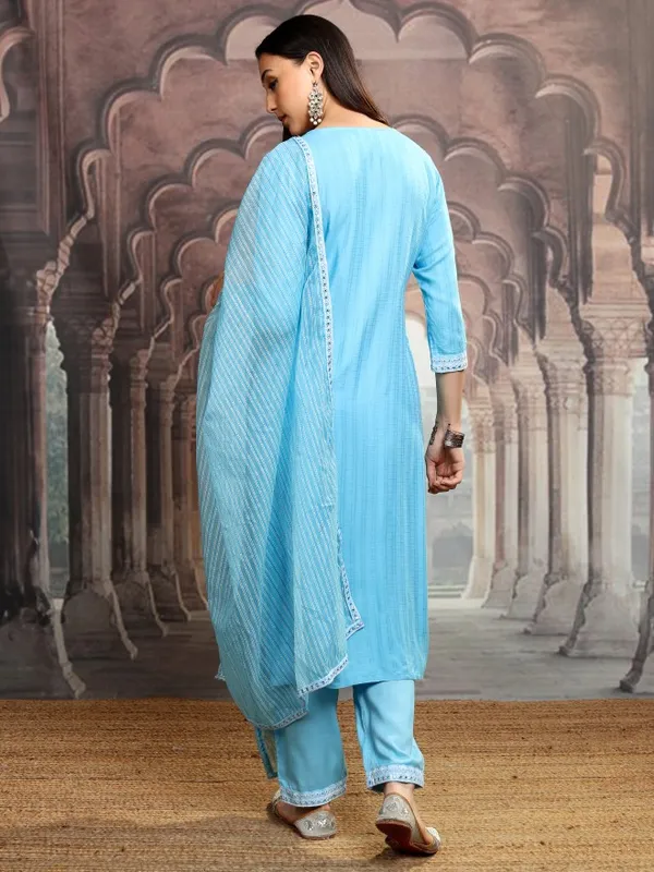 Vishudh Women Blue Embroidered Kurta With Trousers