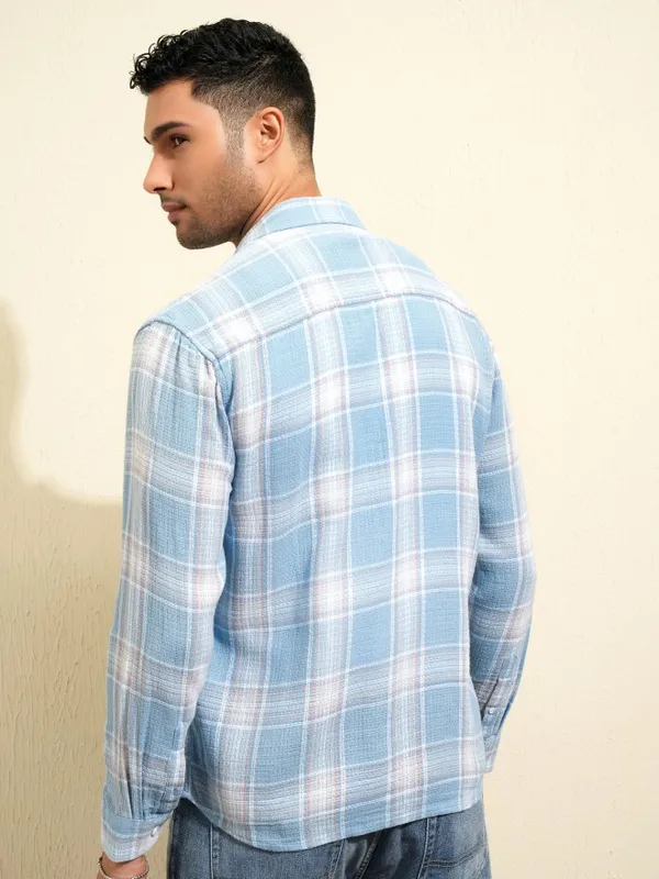 Locomotive Premium Men Blue Checked Relaxed Fit Casual Shirt
