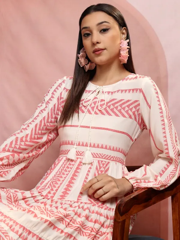 Vishudh Women White Printed A-Line Dress