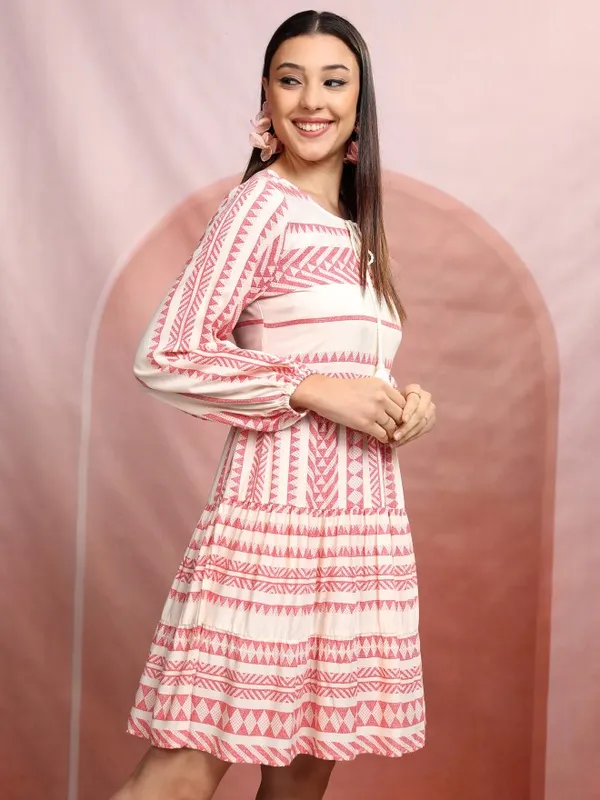 Vishudh Women White Printed A-Line Dress