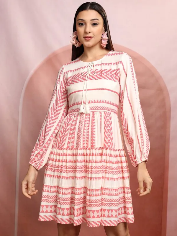Vishudh Women White Printed A-Line Dress