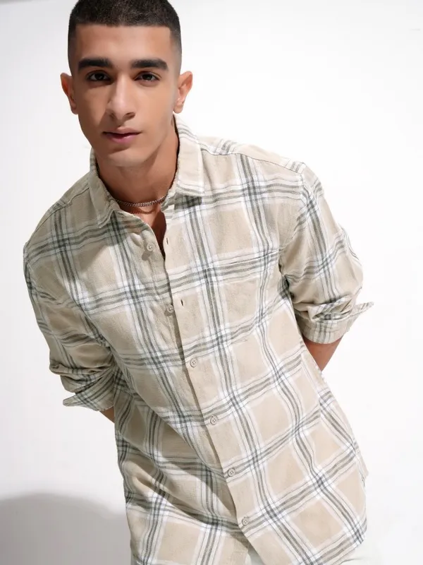 Highlander Men Beige Checked Relaxed Fit Casual Shirt