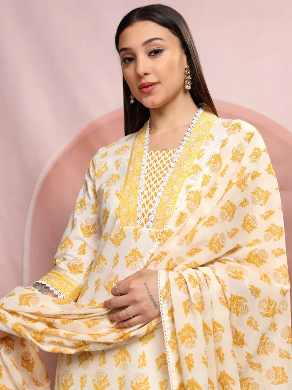 Vishudh Women Cream Printed Kurta With Trousers And Dupatta