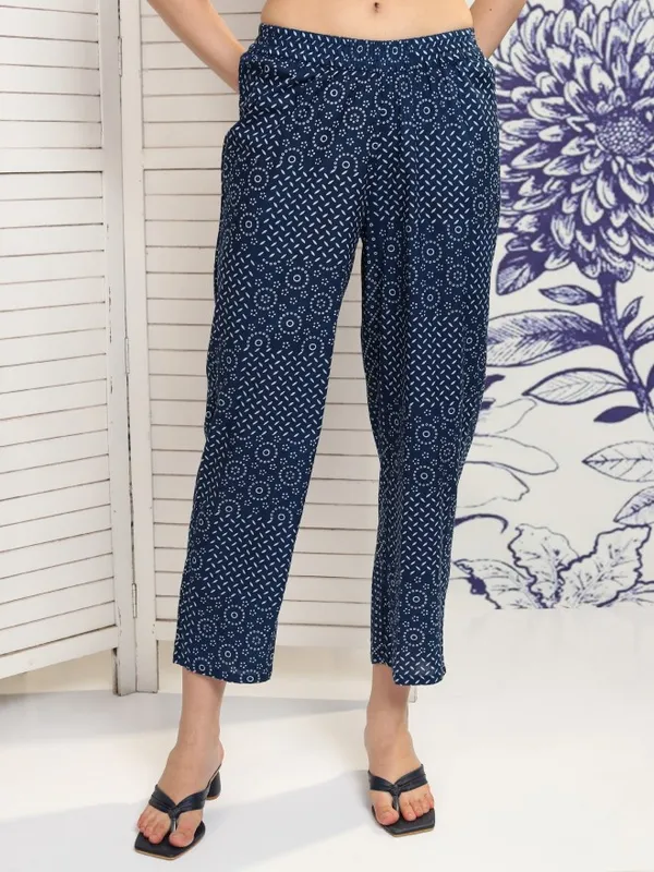 Vishudh Women Navy Blue Printed Kurta With Trousers And Dupatta