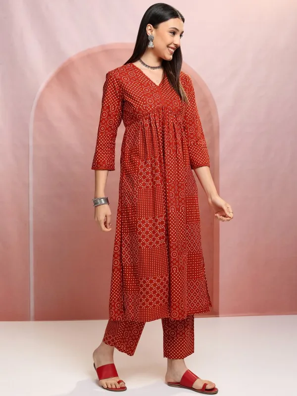 Vishudh Women Red Printed Kurta With Trousers And Dupatta