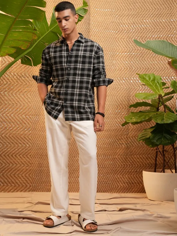 Highlander Men Black Checked Oversized Fit Casual Shirt