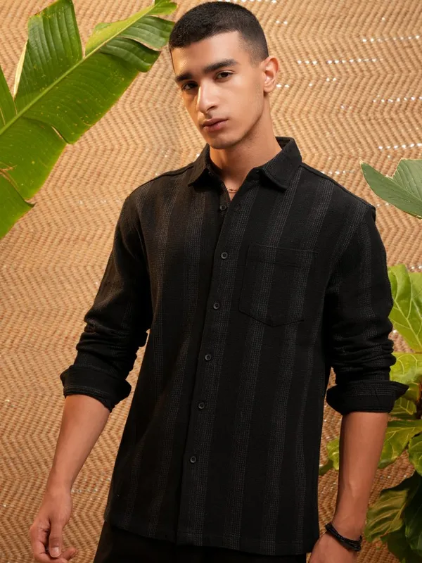 Highlander Men Black Striped Relaxed Fit Casual Shirt