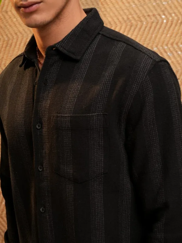 Highlander Men Black Striped Relaxed Fit Casual Shirt