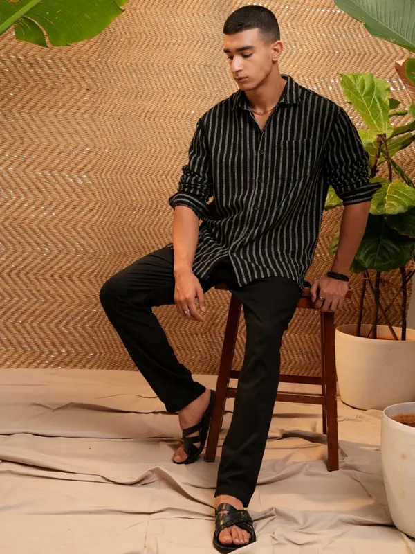 Highlander Men Black Striped Relaxed Fit Casual Shirt