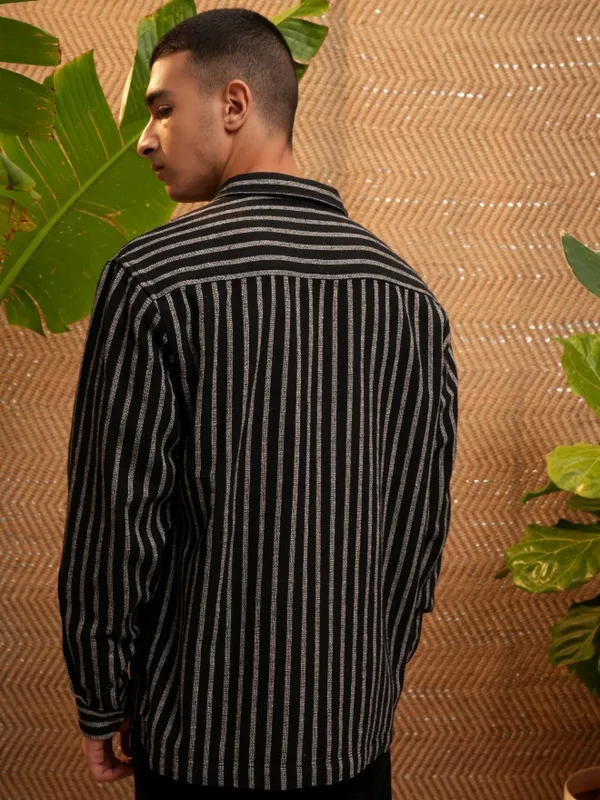 Highlander Men Black Striped Relaxed Fit Casual Shirt