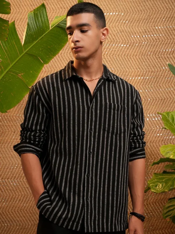Highlander Men Black Striped Relaxed Fit Casual Shirt