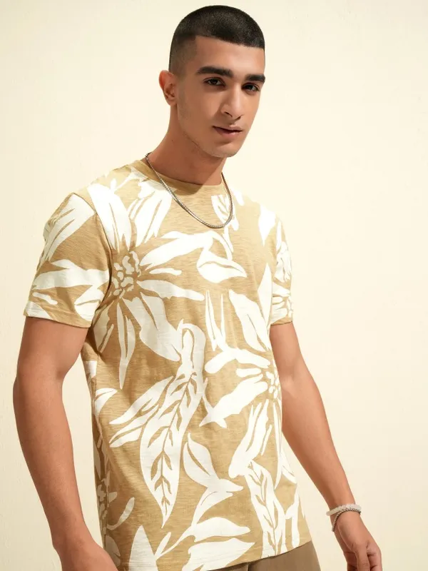 Highlander Men Beige Printed Round Neck T-Shirt