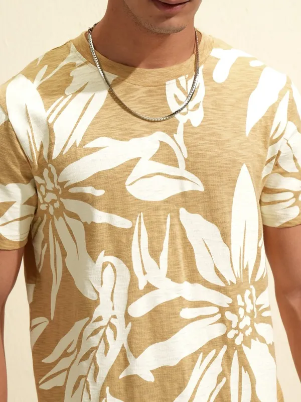Highlander Men Beige Printed Round Neck T-Shirt