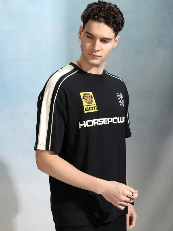 Highlander Men Black Printed Round Neck Oversized Fit T-Shirt