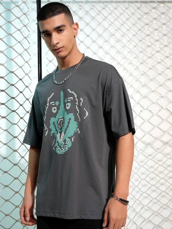 Highlander Men Grey Printed Round Neck Oversized Fit T-Shirt