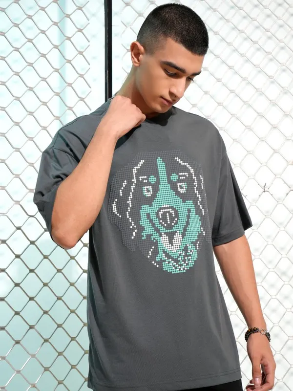 Highlander Men Grey Printed Round Neck Oversized Fit T-Shirt