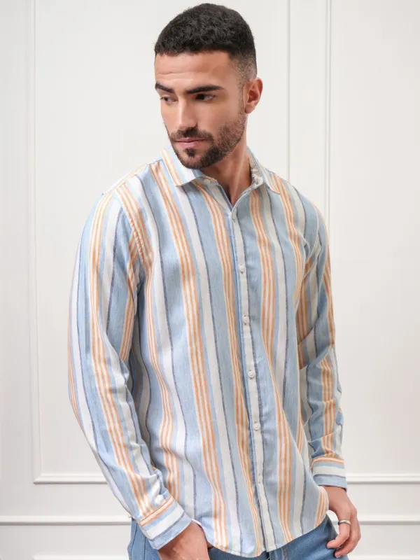 Locomotive Premium Men White Striped Regular Fit Casual Shirt