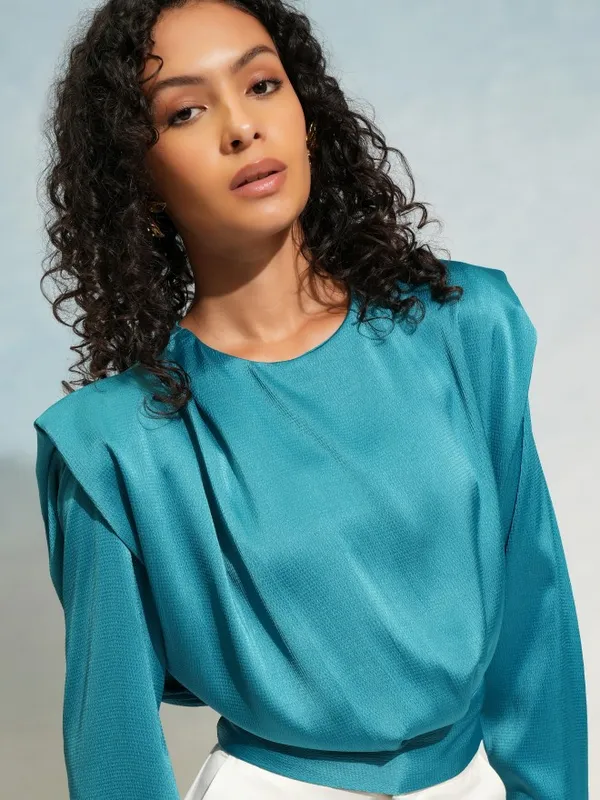 Solid Regular Top