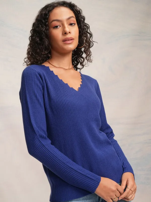 Tokyo Talkies Women Blue Knitted V-Neck Sweater