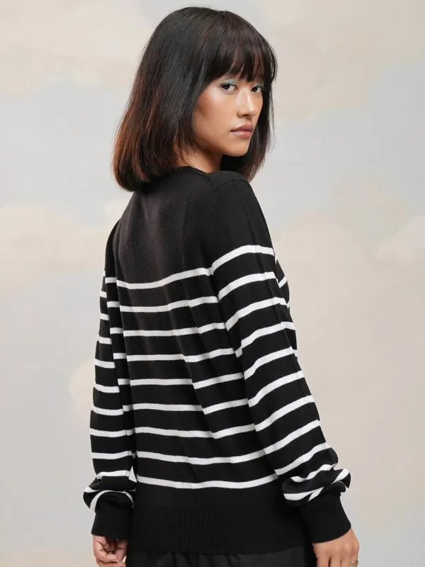 Tokyo Talkies Women Black Round Neck Sweater