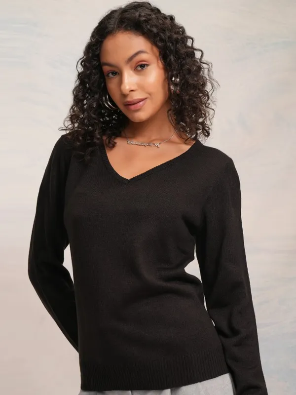Women Solid Sweater