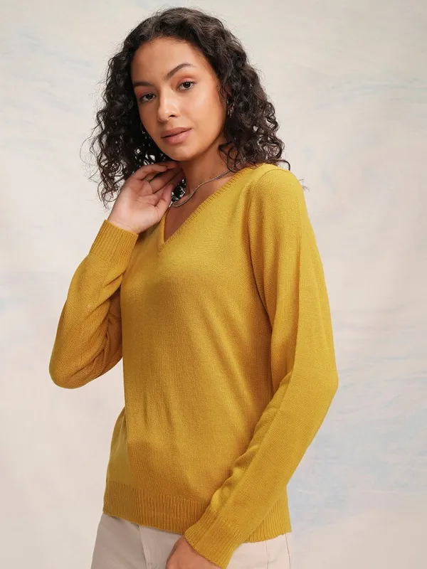 Tokyo Talkies Women Mustard Knitted V-Neck Sweater