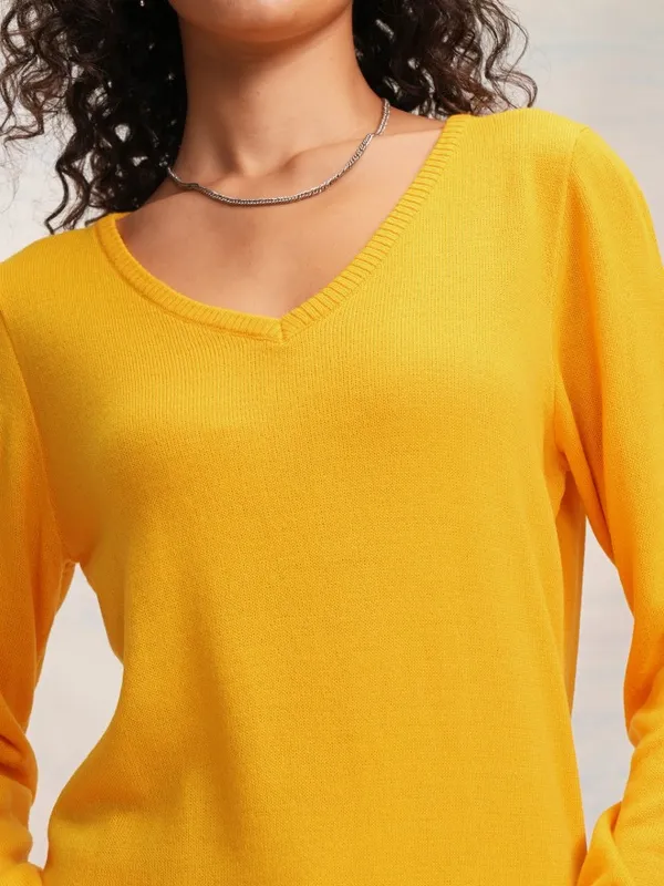 Tokyo Talkies Women Mustard Knitted V-Neck Sweater