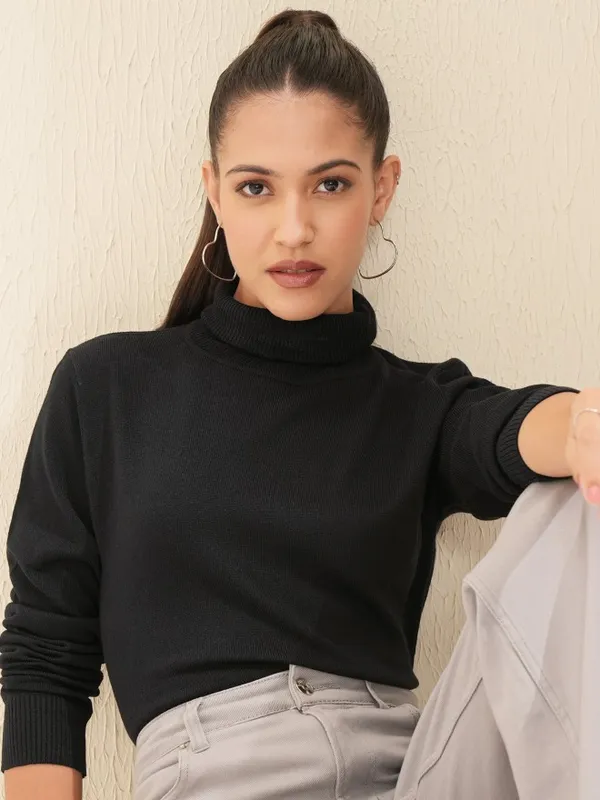 Women Solid Sweater