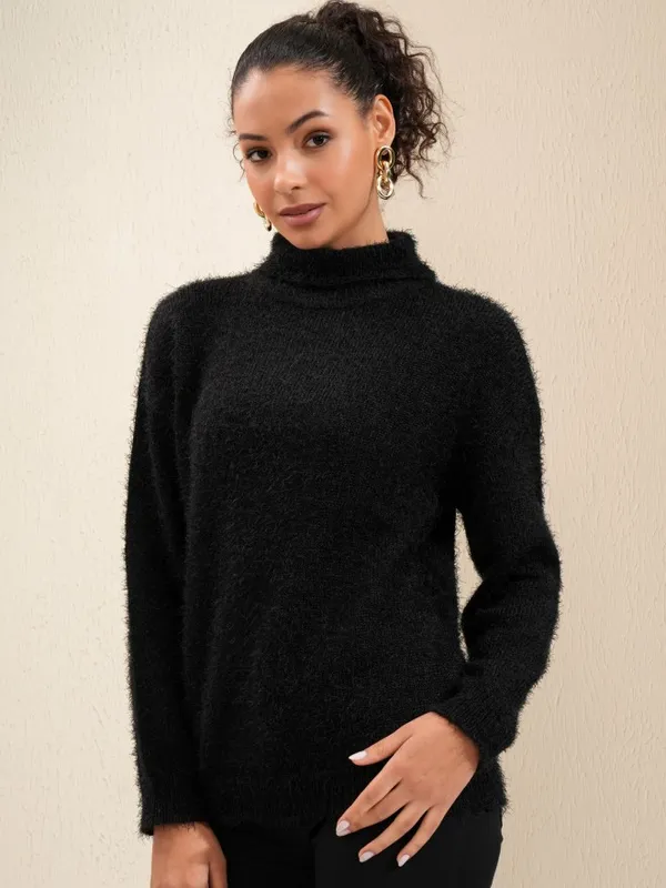 Women Solid Sweater