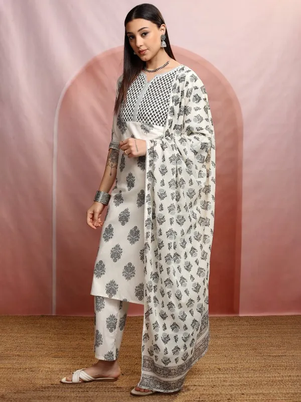 Vishudh Women Cream Printed Kurta With Trousers And Dupatta